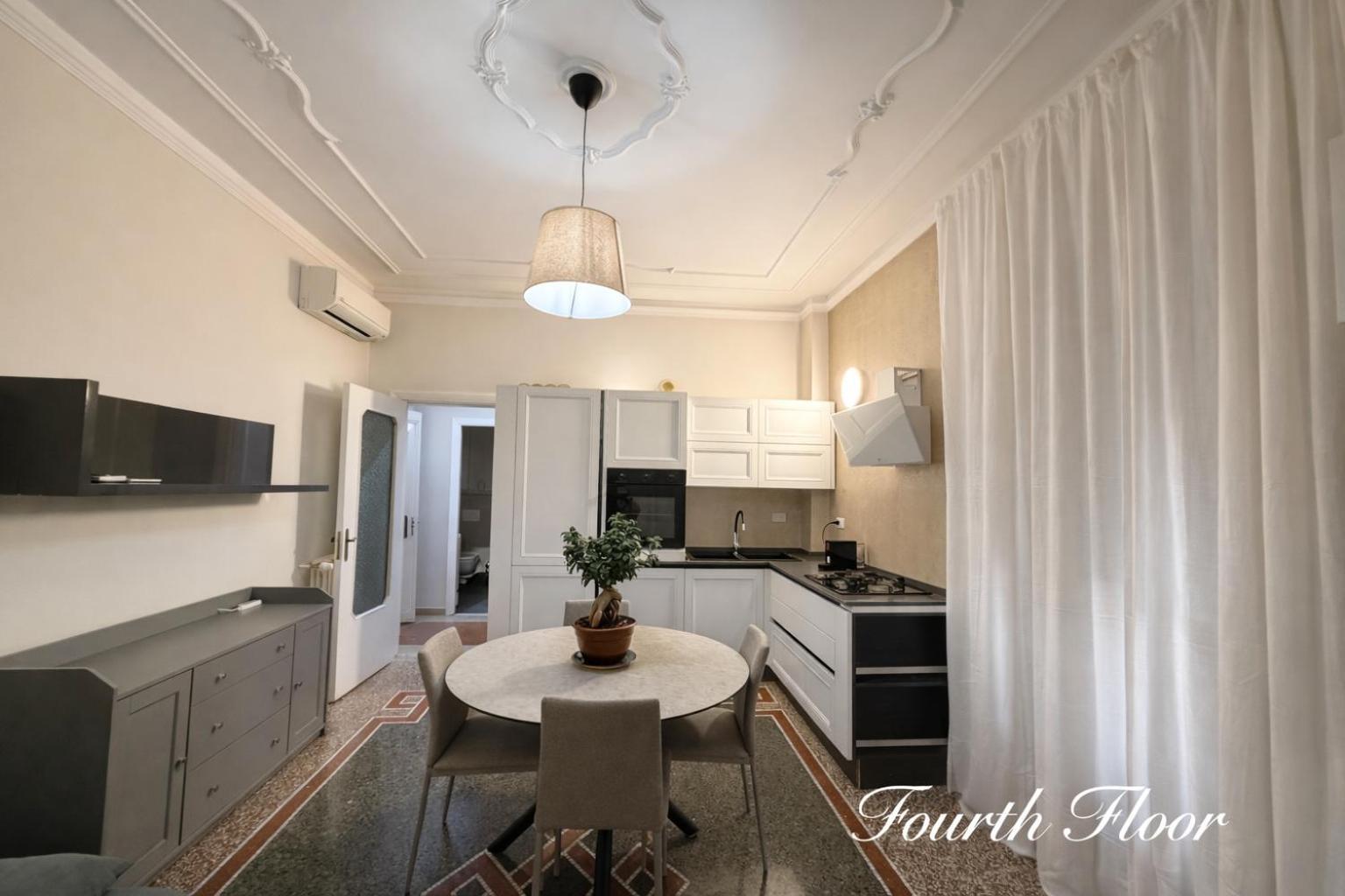 Eroma - San Giovanni Basilica Apartment — Photos 3